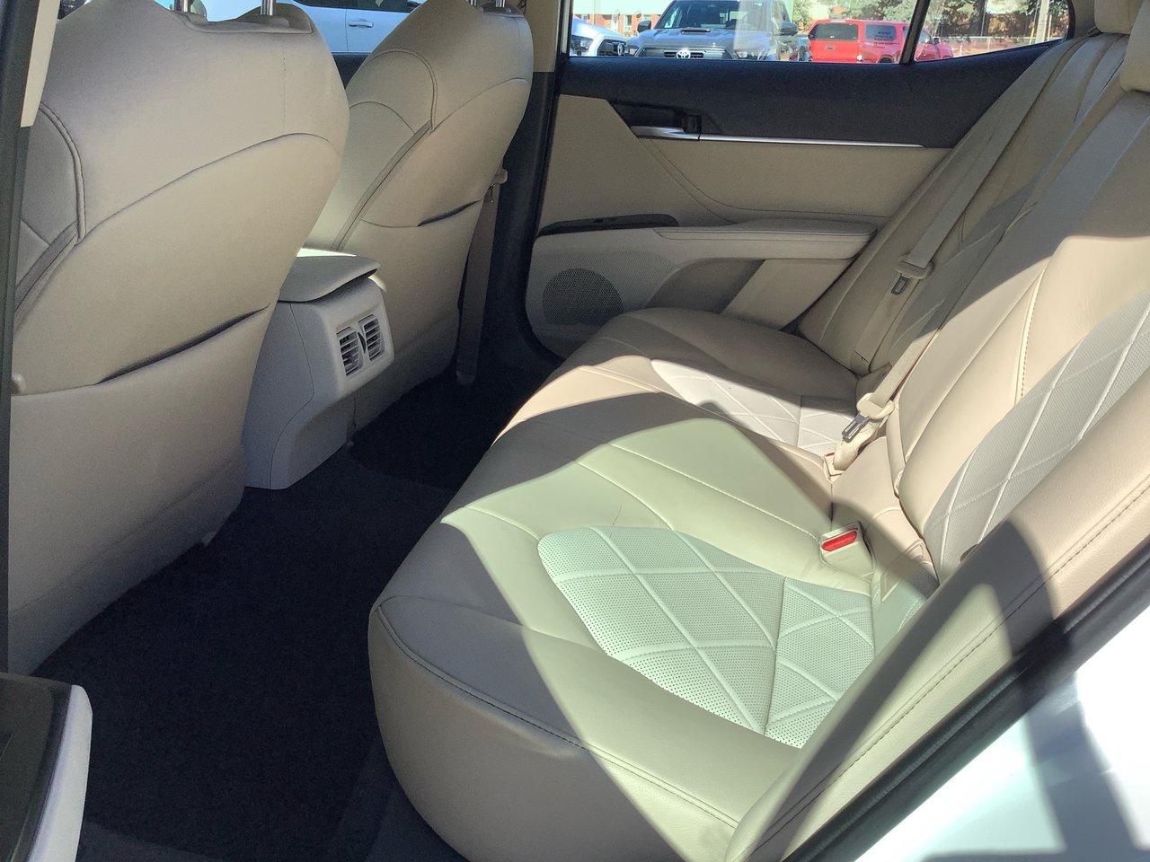 2018 Toyota Camry XSE Photo