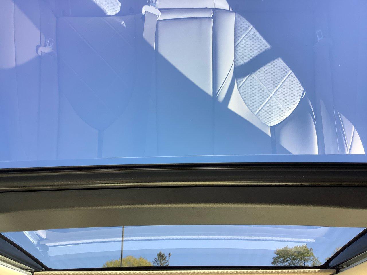 2018 Toyota Camry XSE Photo