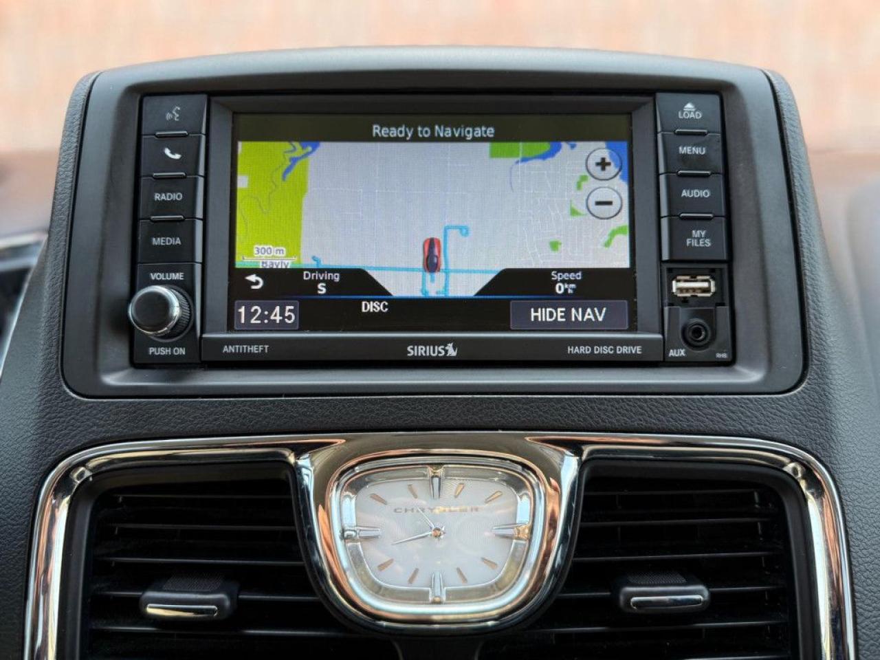 2014 Chrysler Town & Country TOURING | NAVI | BACK-UP CAM | POWER TAILGATE | POWER SLIDING DOORS | - Photo #23