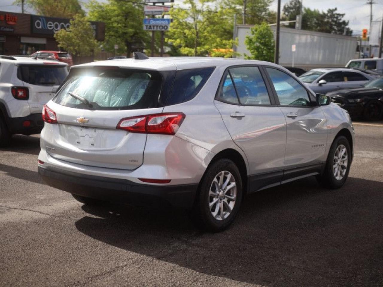 2020 Chevrolet Equinox LS  **22 SERVICE RECORDS** Photo3