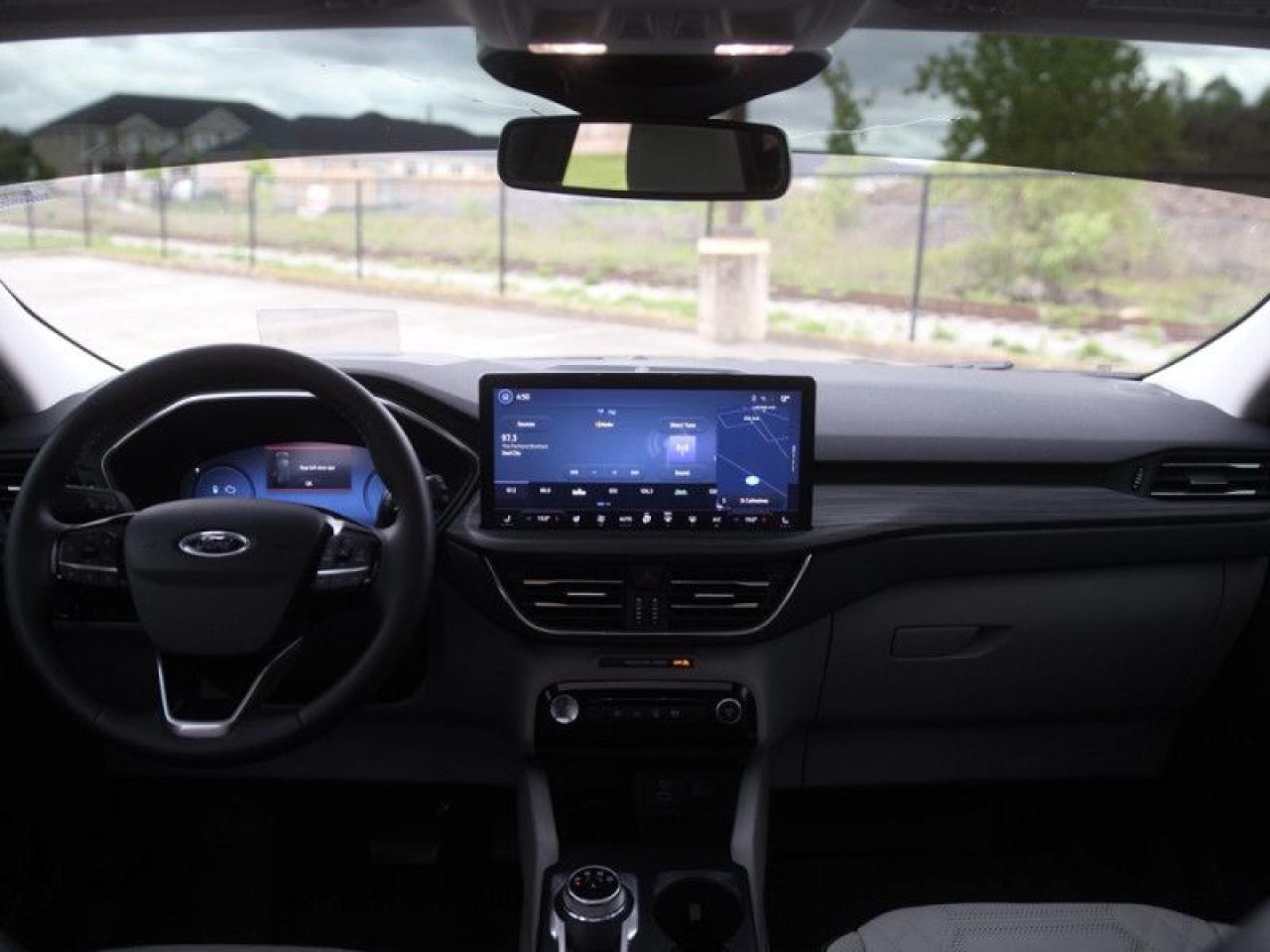 2023 Ford Escape FWD  **PHEV PREMIUM PACKAGE - $4,930 UPGRADE** Photo