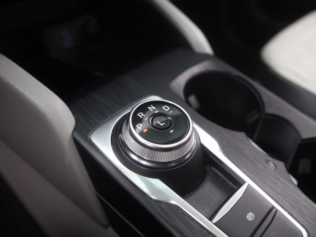 2023 Ford Escape FWD  **PHEV PREMIUM PACKAGE - $4,930 UPGRADE** Photo