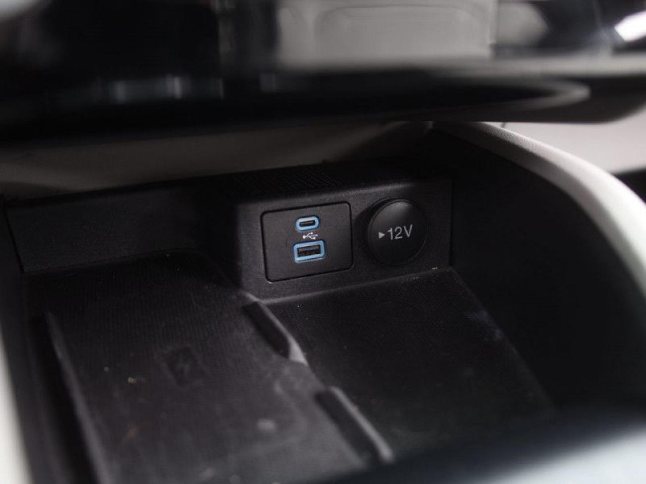 2023 Ford Escape FWD  **PHEV PREMIUM PACKAGE - $4,930 UPGRADE** Photo