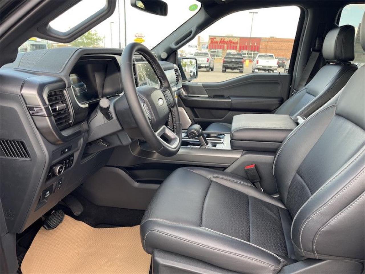 2025 Ford F-150 Lariat  - Premium Audio Photo5