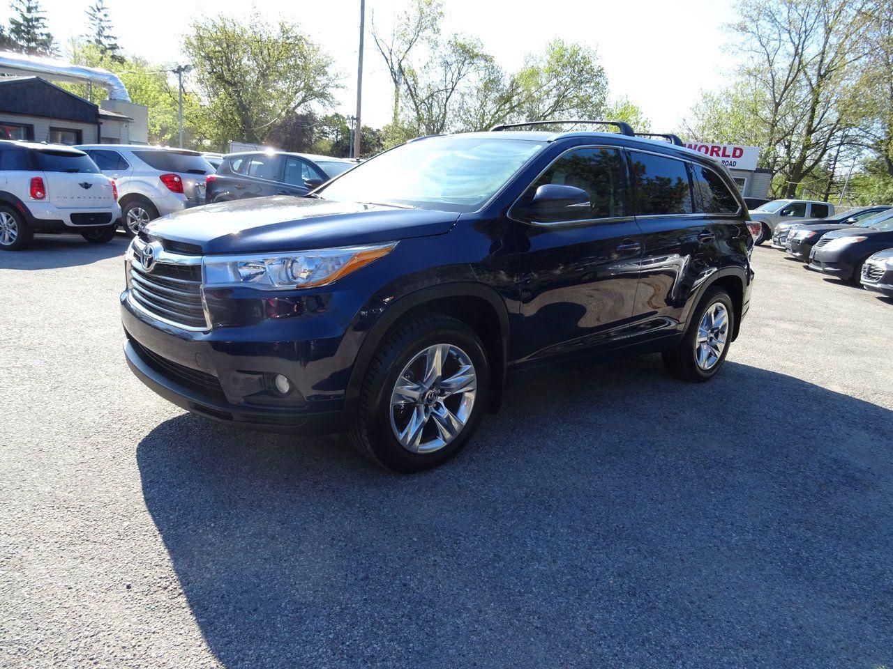 2016 Toyota Highlander LIMITED  - Photo #2