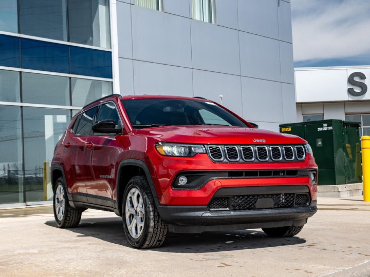 2025 Jeep Compass NORTH Photo