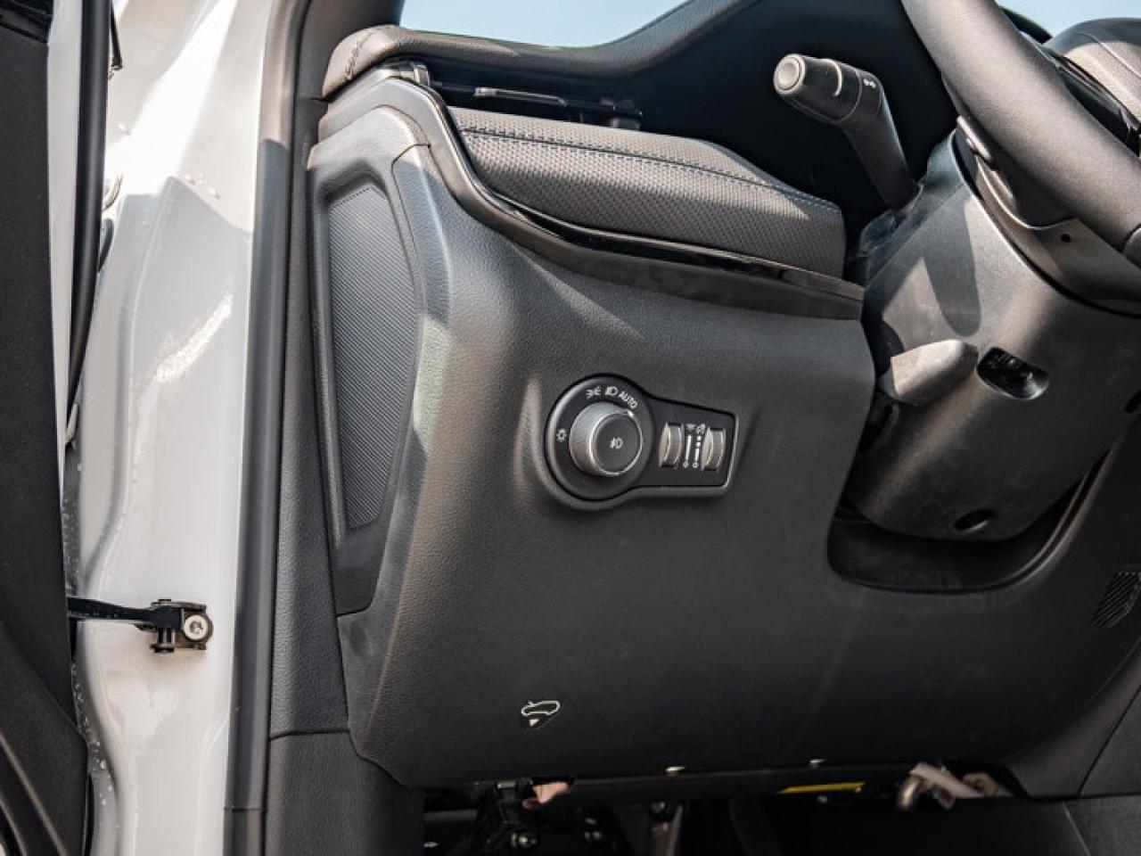 2025 Jeep Compass Altitude Photo