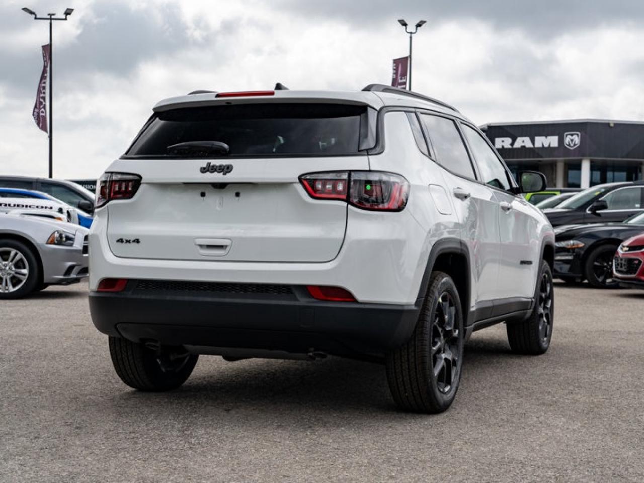 2025 Jeep Compass Altitude Photo