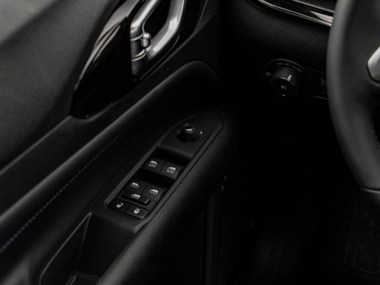 2025 Jeep Compass Altitude Photo