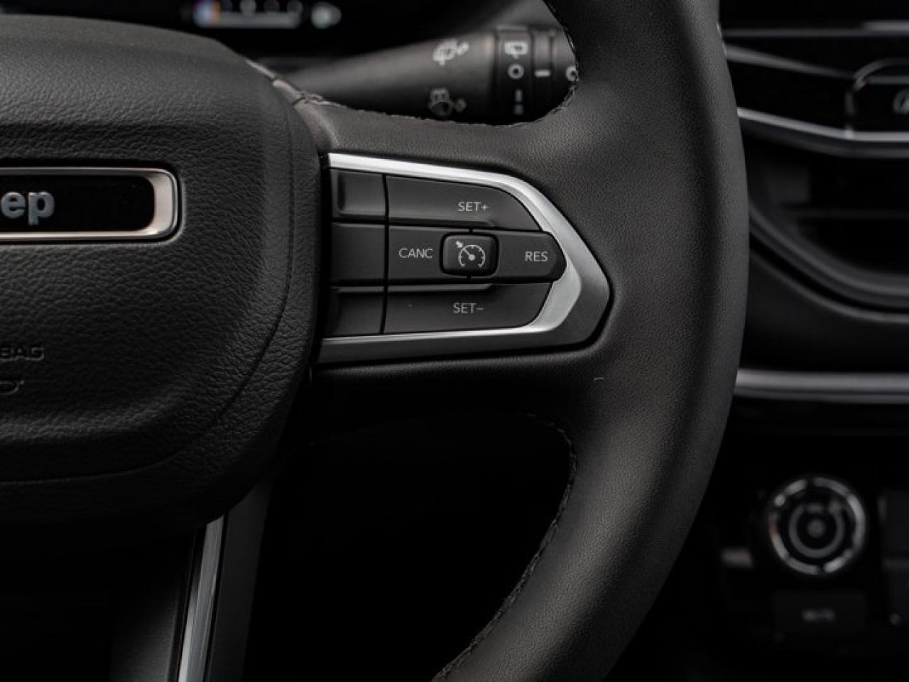 2025 Jeep Compass Altitude Photo