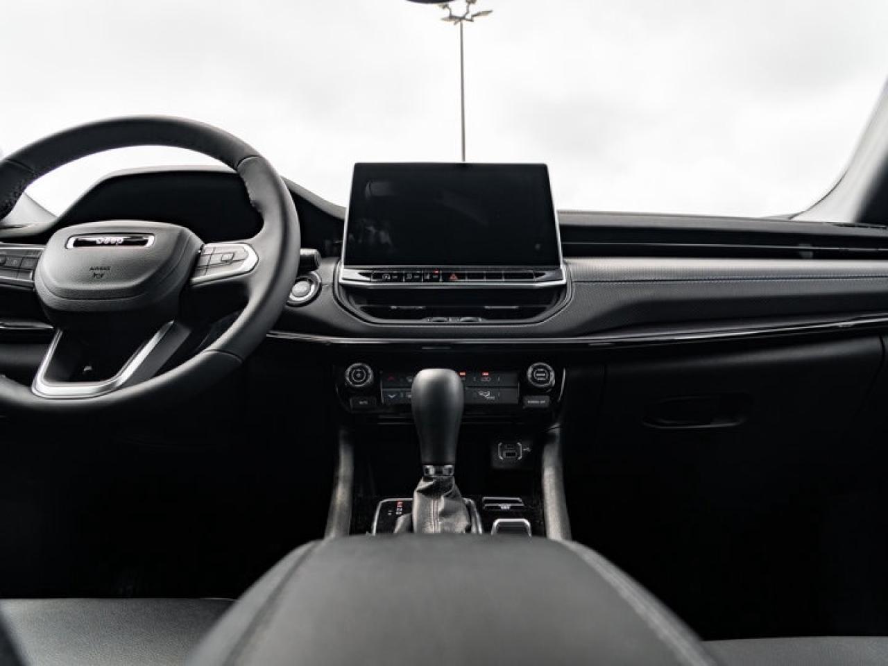 2025 Jeep Compass Altitude Photo