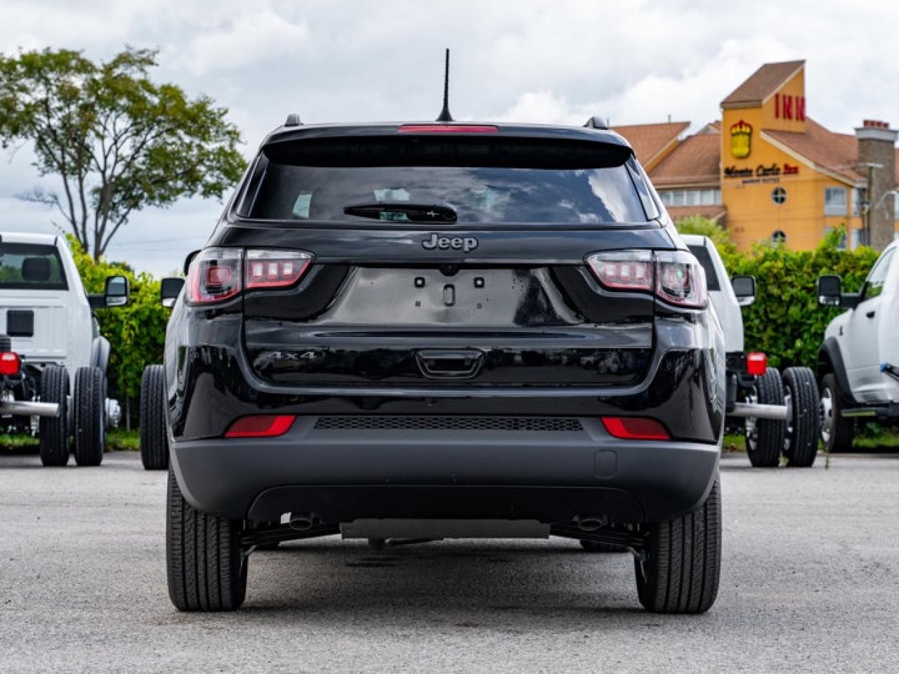 2025 Jeep Compass Altitude Photo