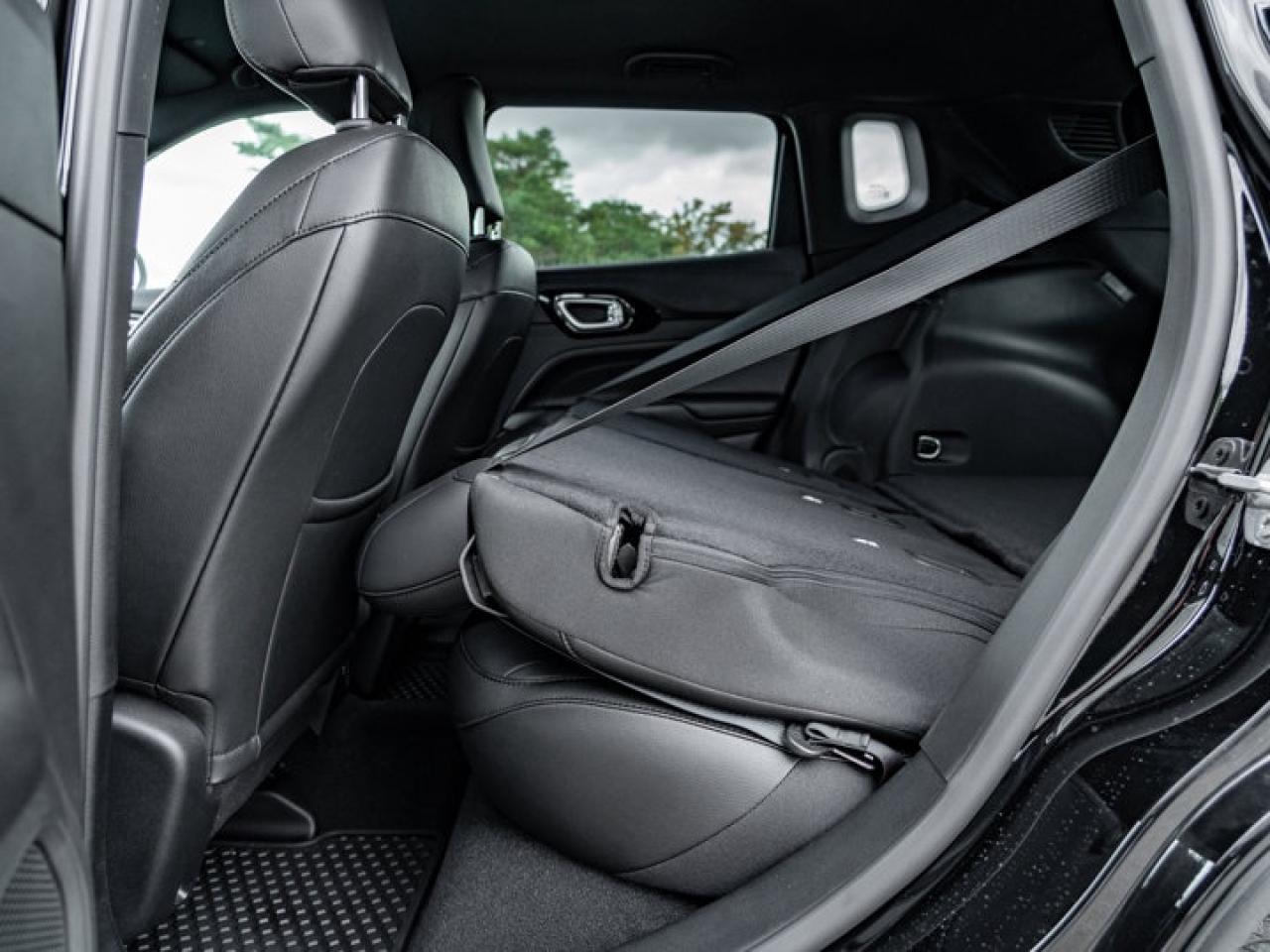 2025 Jeep Compass Altitude Photo