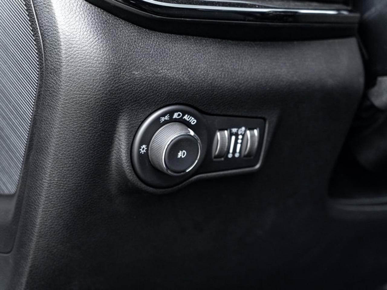 2025 Jeep Compass Altitude Photo