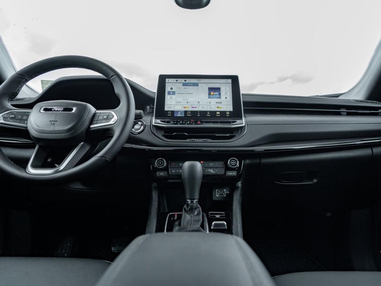 2025 Jeep Compass Altitude Photo