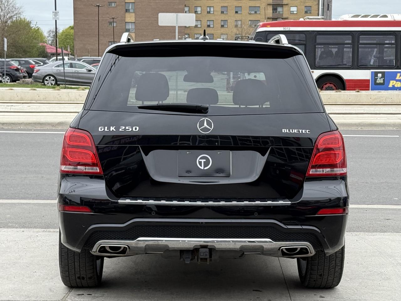2014 Mercedes-Benz GLK-Class //AMG | PANO | LED | FINANCE - Photo #8