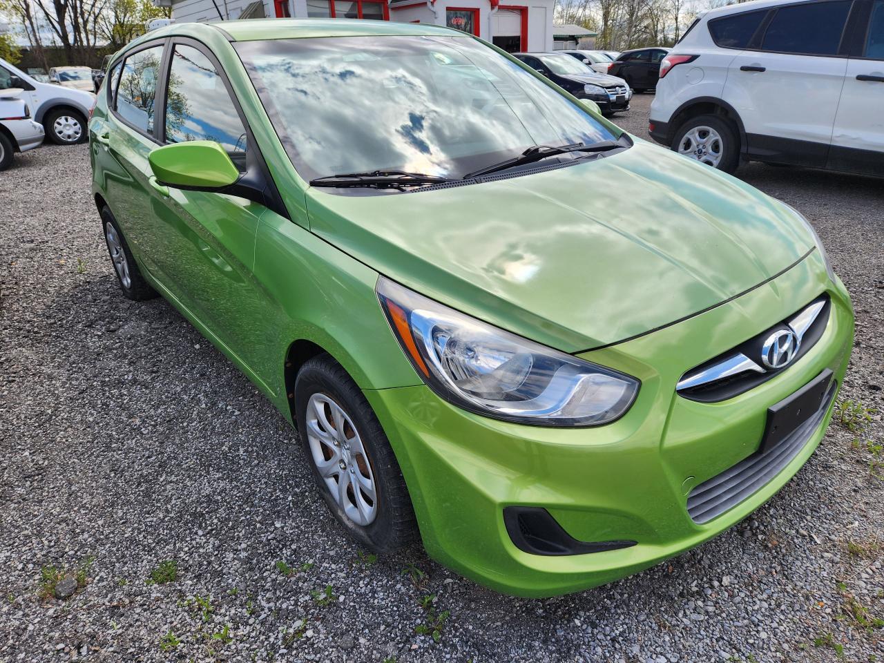 2012 Hyundai Accent With Safety 6 speed $4850 - Photo #3