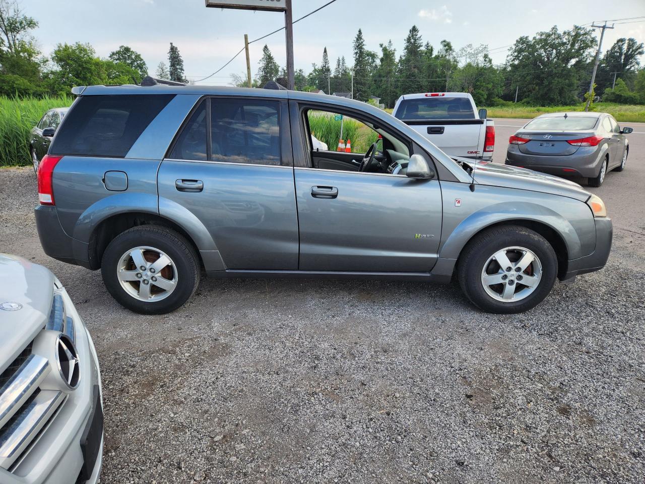 2007 Saturn Vue Only 110,00km $2800 Hybrid - Photo #7