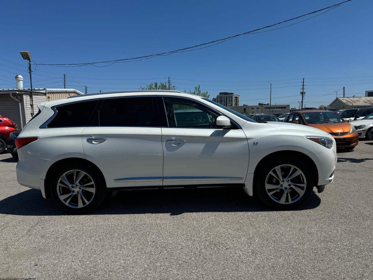2015 Infiniti QX60  - Photo #4