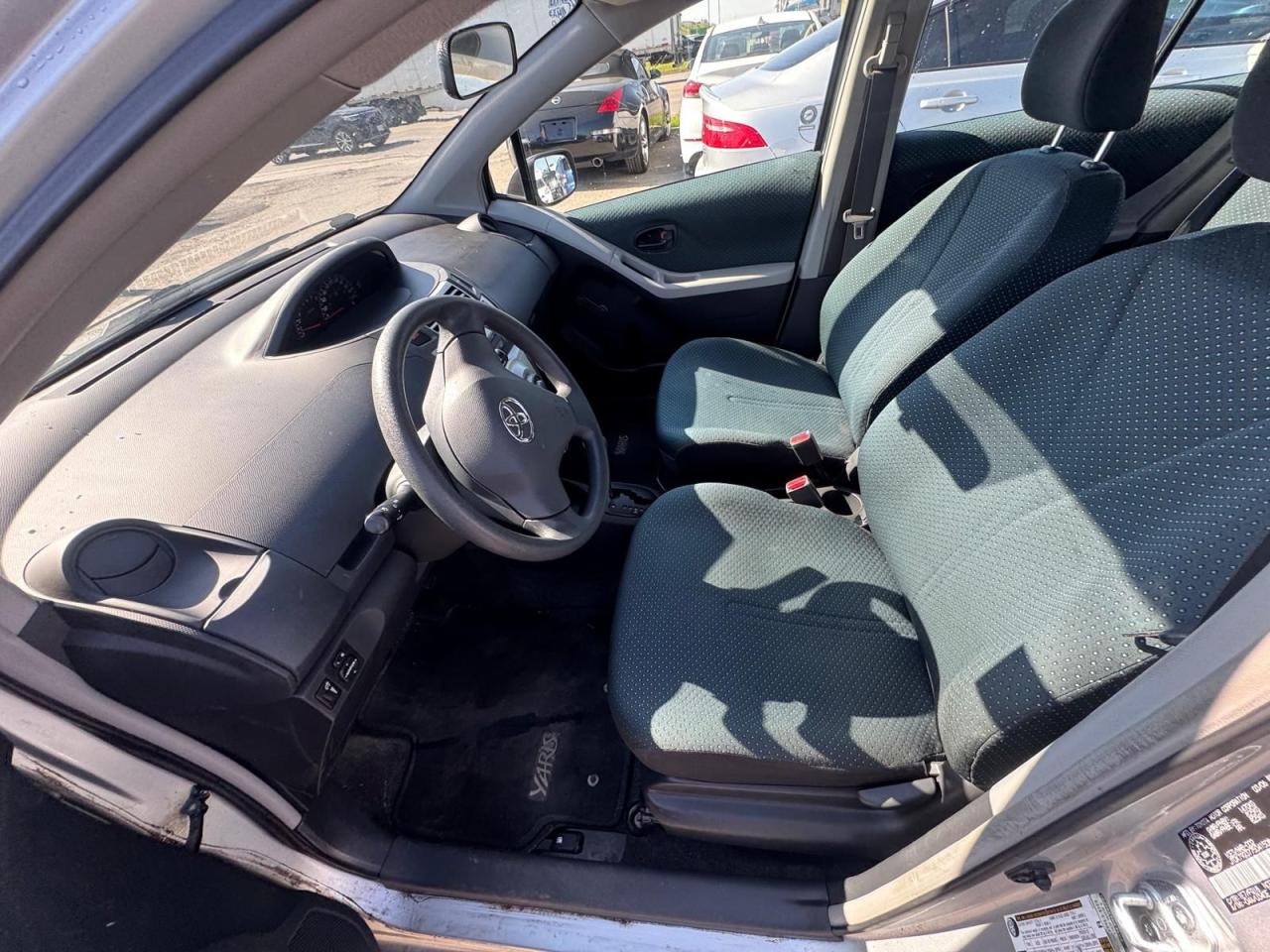 2007 Toyota Yaris LE, HATCH, AUTO, ONLY 41,000KMS, LOW KMS, CERT - Photo #10
