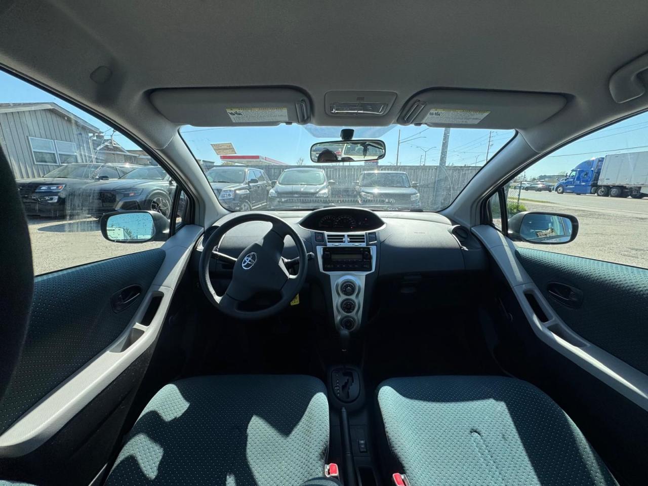 2007 Toyota Yaris LE, HATCH, AUTO, ONLY 41,000KMS, LOW KMS, CERT - Photo #12