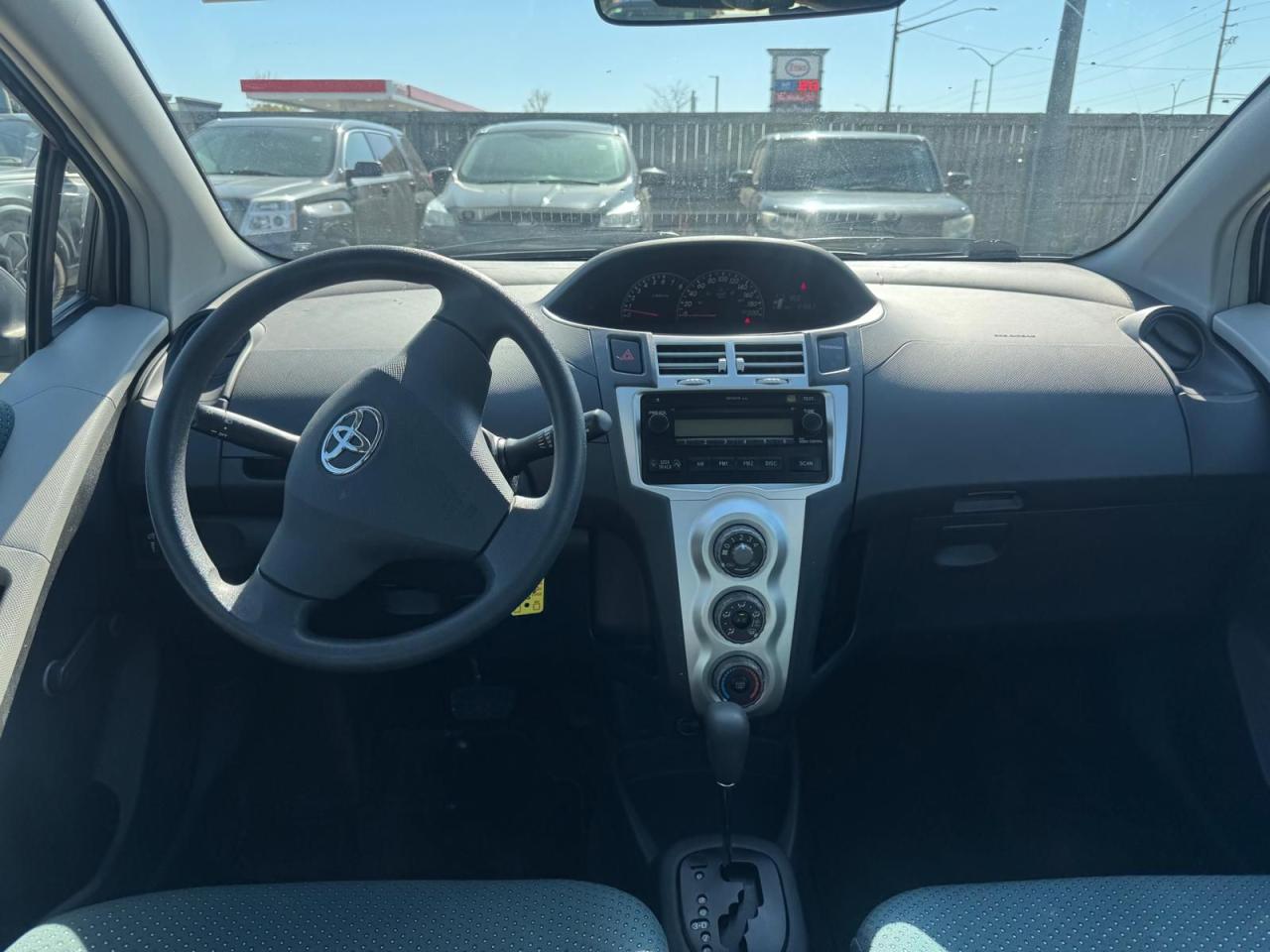 2007 Toyota Yaris LE, HATCH, AUTO, ONLY 41,000KMS, LOW KMS, CERT - Photo #13