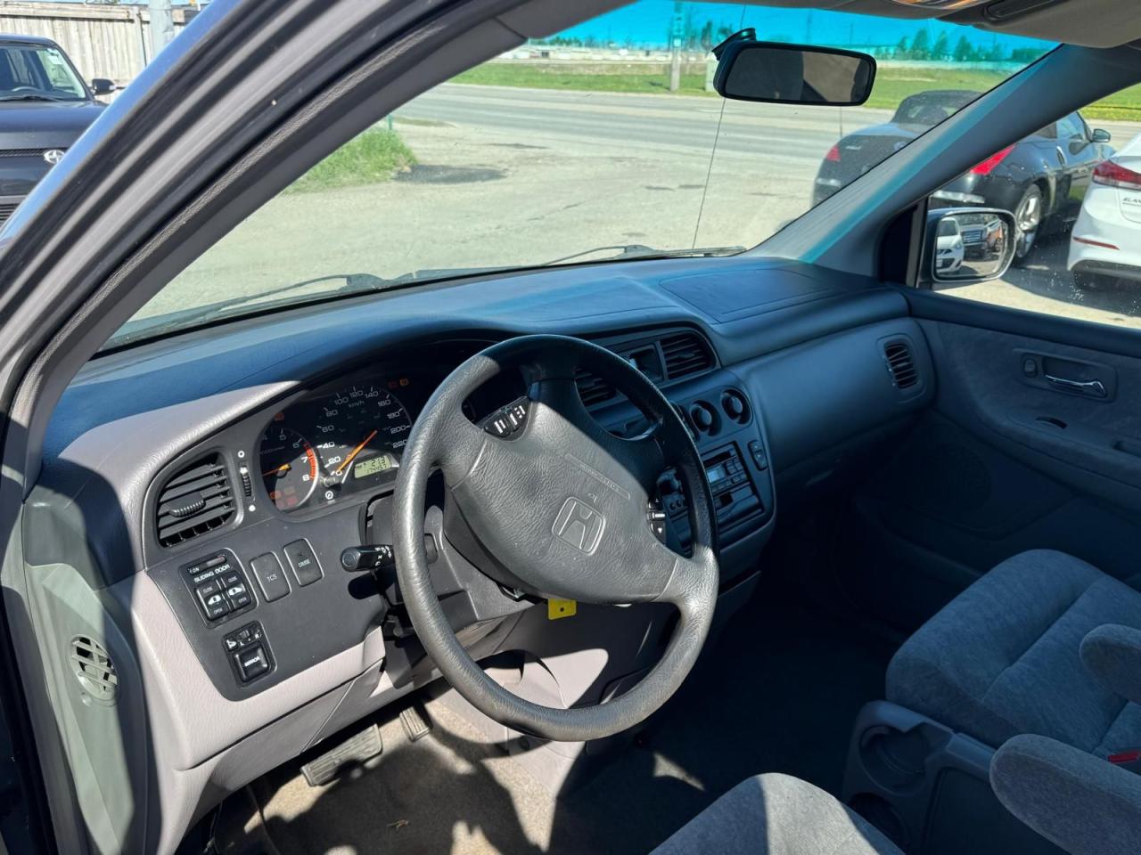 2000 Honda Odyssey EX - Photo #14