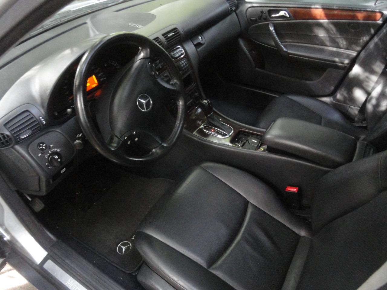 2002 Mercedes-Benz C320 STATION WAGEN DOCUMENTATION FEE $ 195.00 - Photo #20
