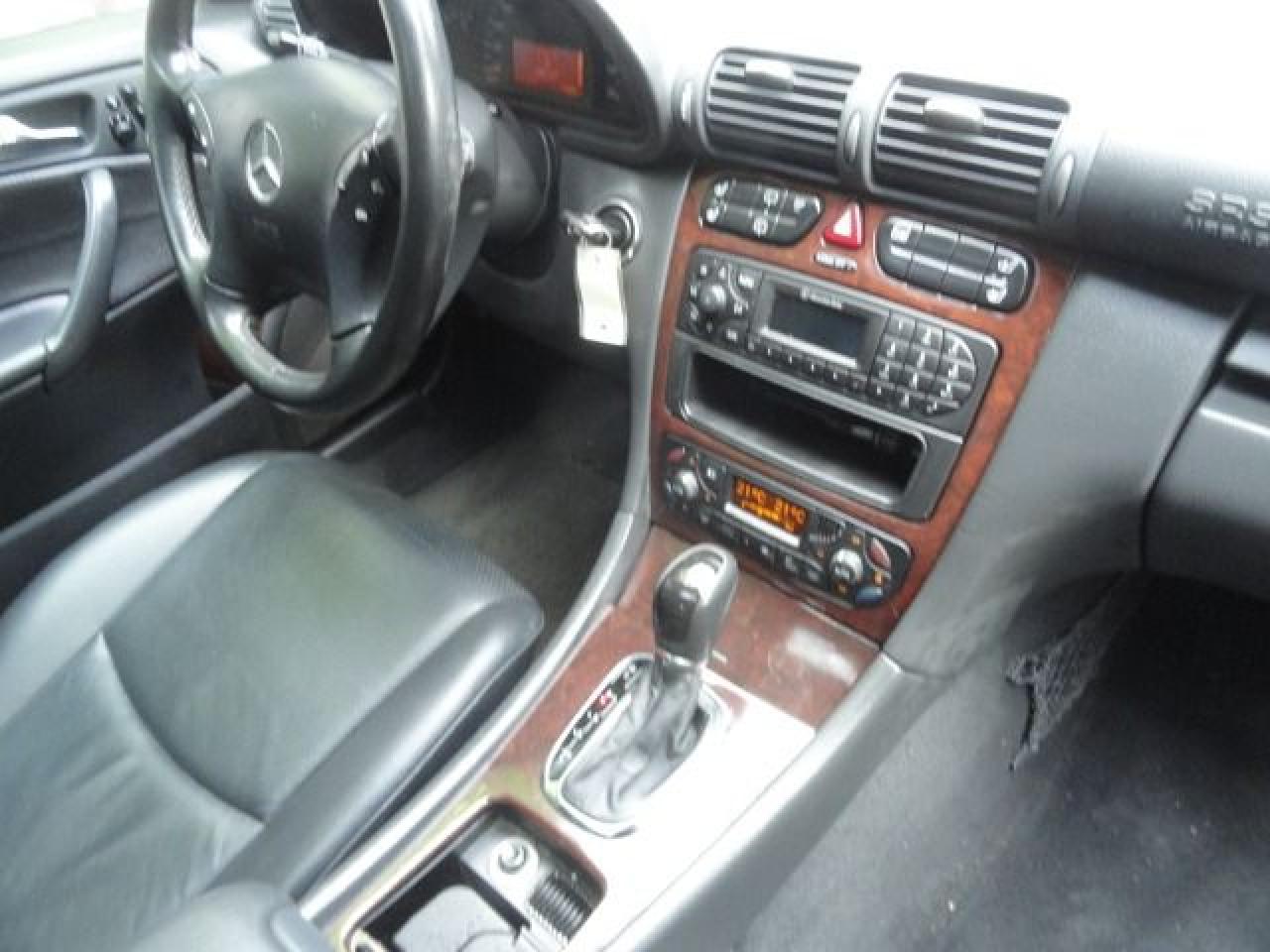 2002 Mercedes-Benz C320 STATION WAGEN DOCUMENTATION FEE $ 195.00 - Photo #25