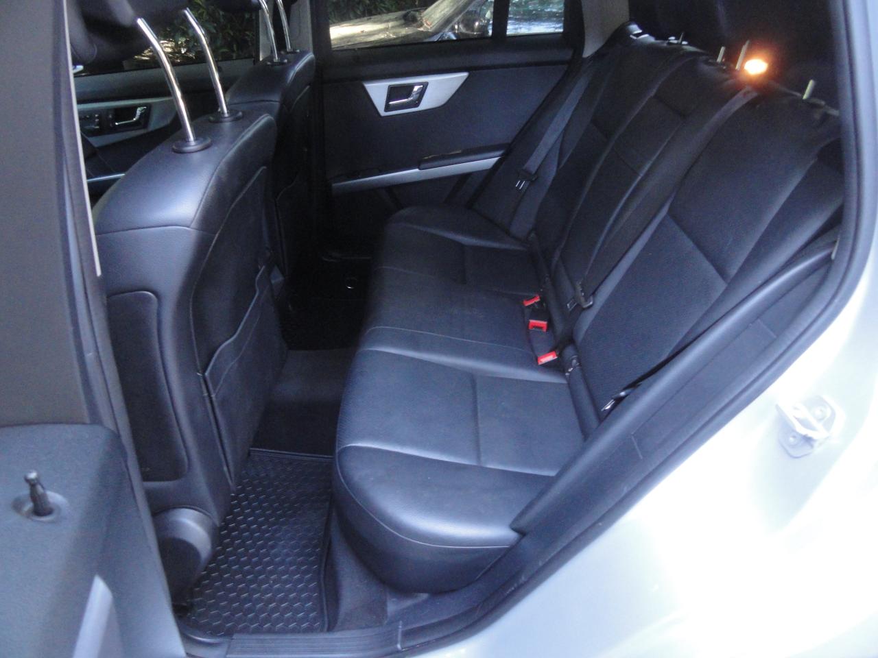 2010 Mercedes-Benz GLK350 DOCUMENTATION FEE $ 195.00 - Photo #15