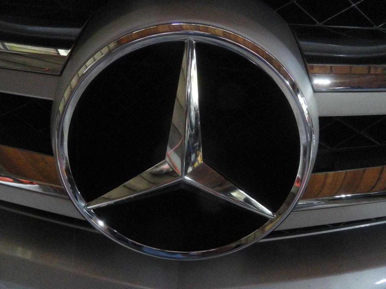 2010 Mercedes-Benz GLK350 DOCUMENTATION FEE $ 195.00 - Photo #29