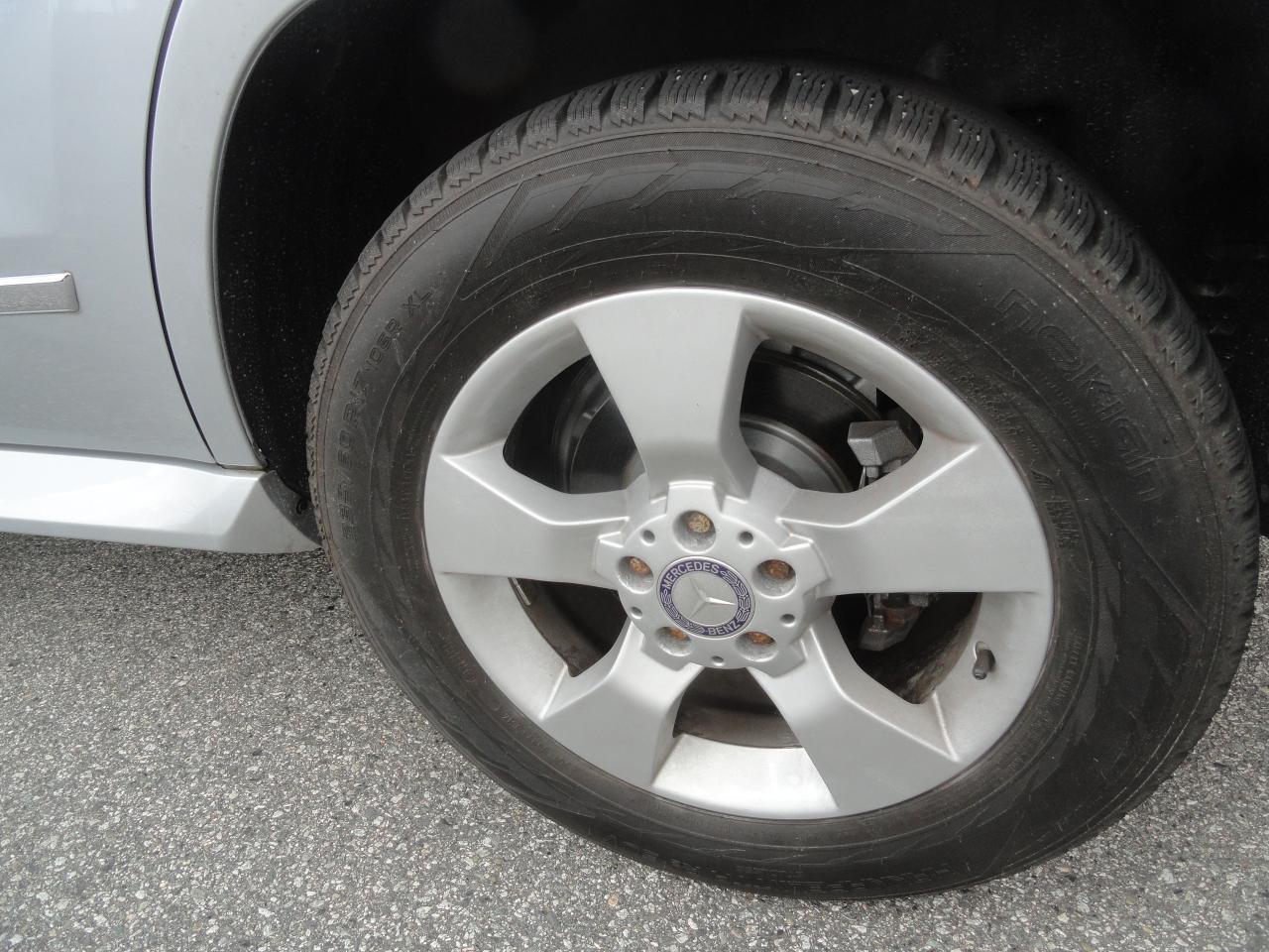 2010 Mercedes-Benz GLK350 DOCUMENTATION FEE $ 195.00 - Photo #9