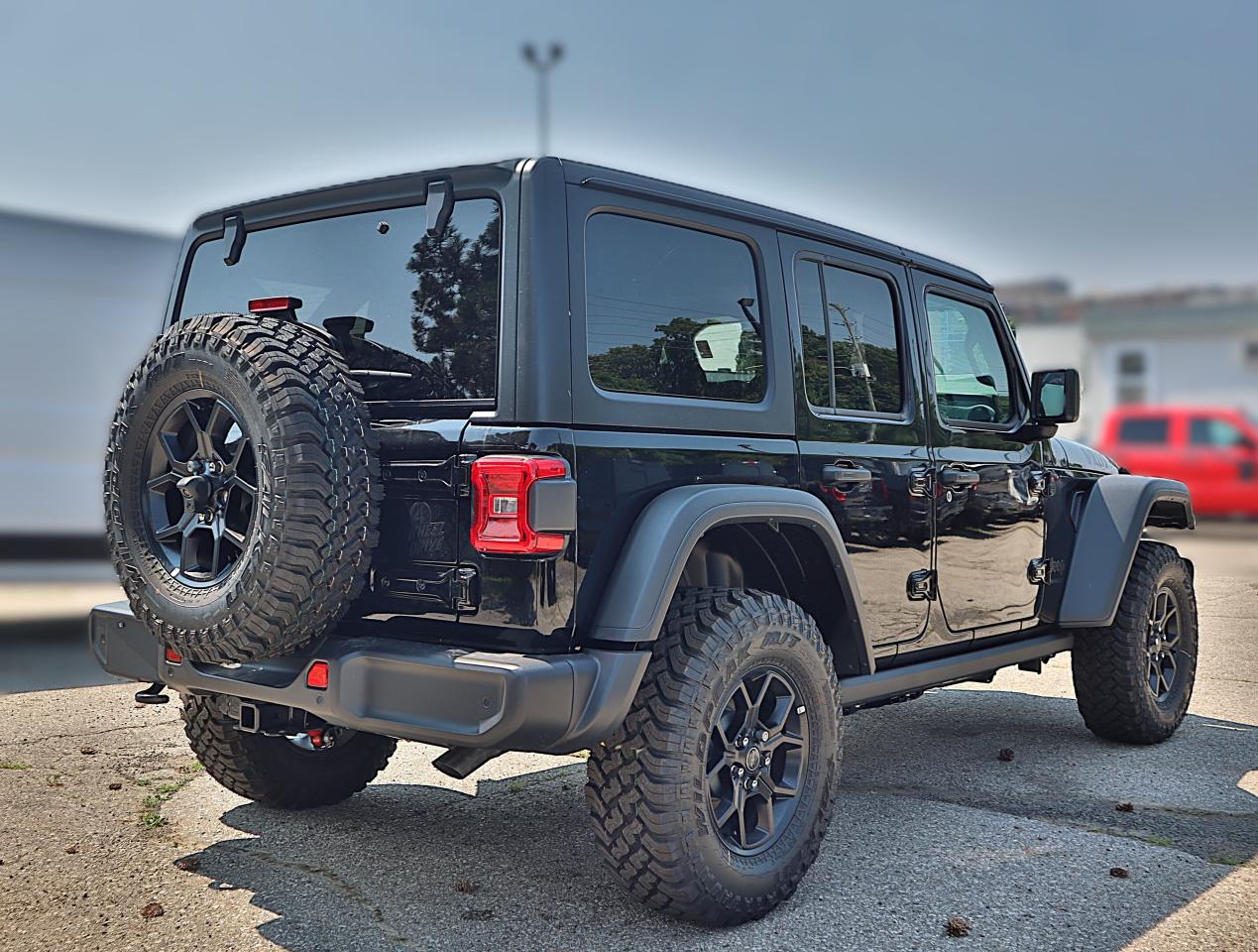 2025 Jeep Wrangler Willys 4 Door 4x4 Photo4