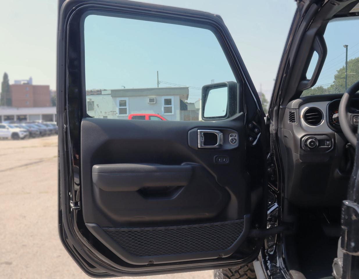 2025 Jeep Wrangler Willys 4 Door 4x4 Photo