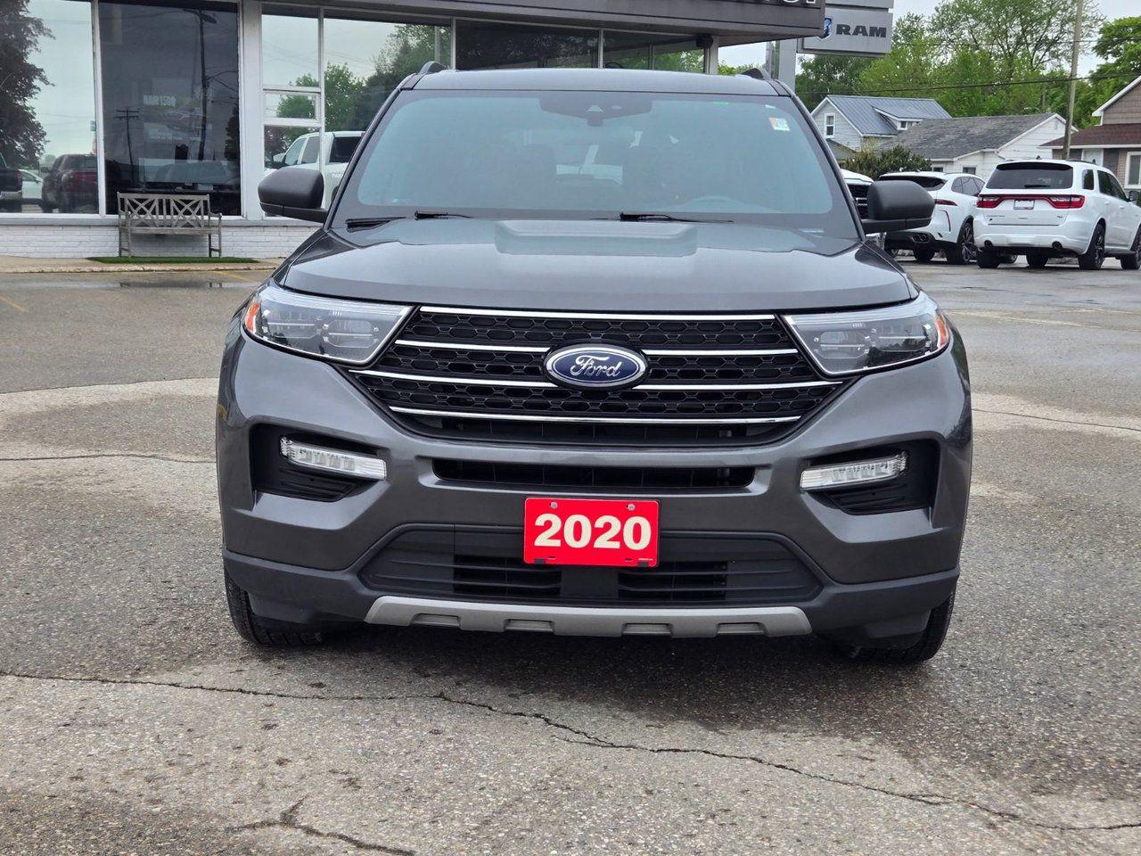 2020 Ford Explorer XLT - Photo #2