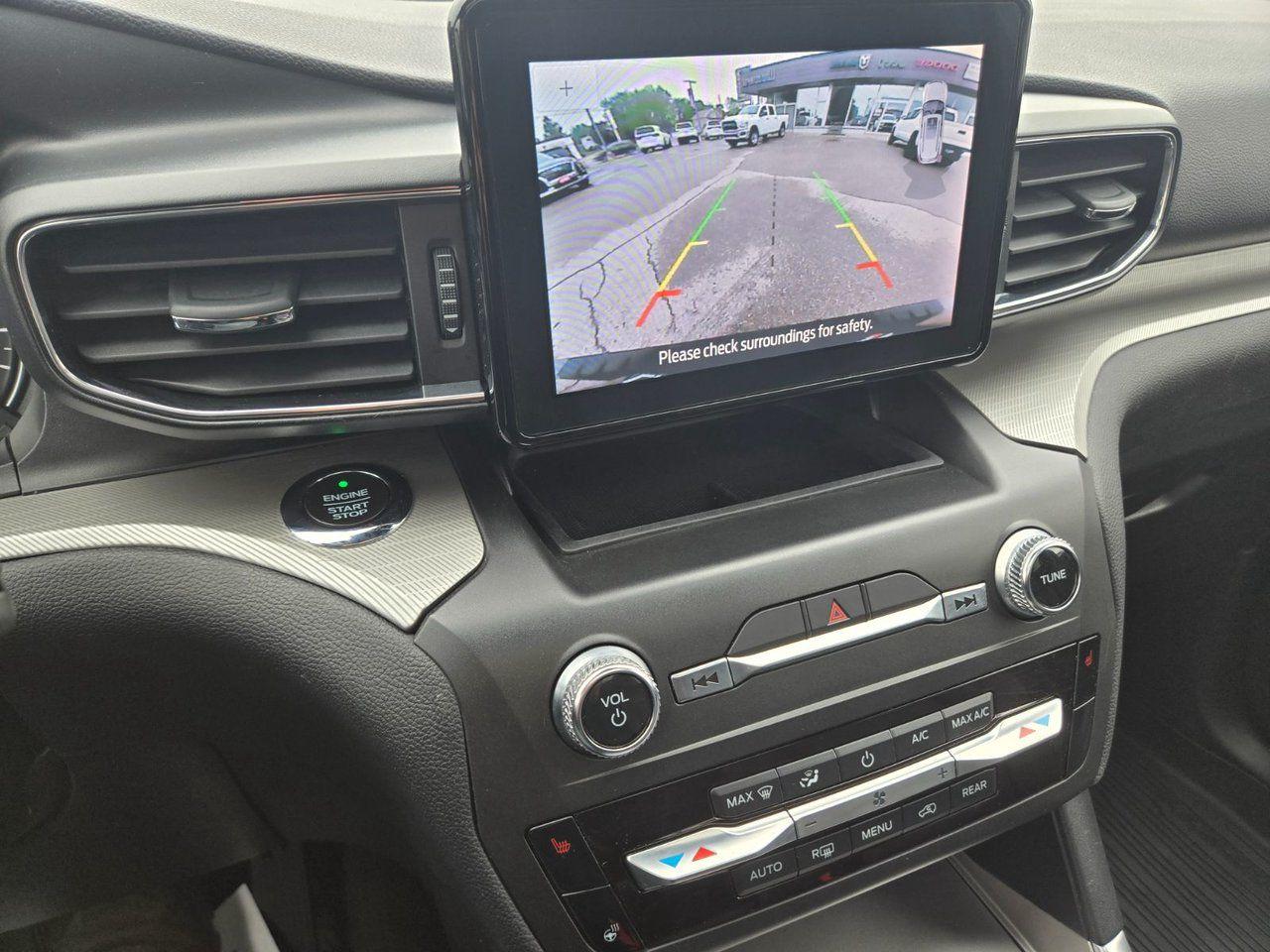 2020 Ford Explorer XLT - Photo #17