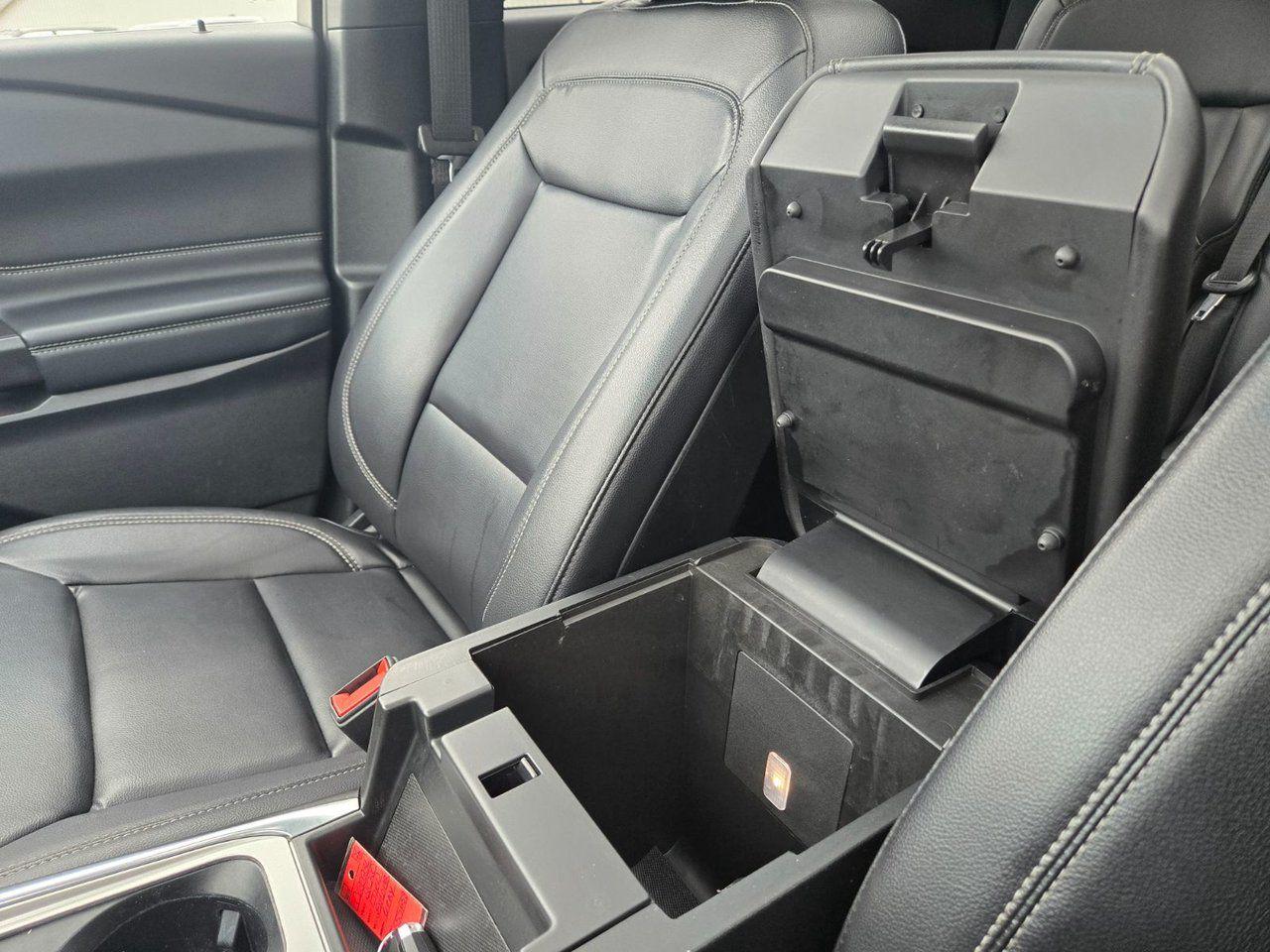 2020 Ford Explorer XLT - Photo #19