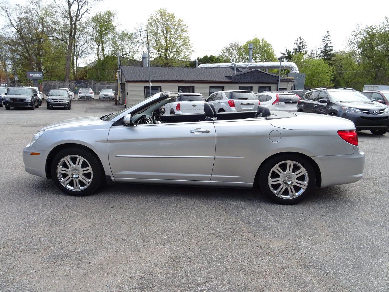 Used 2009 Chrysler Sebring Limited for sale in Scarborough, ON
