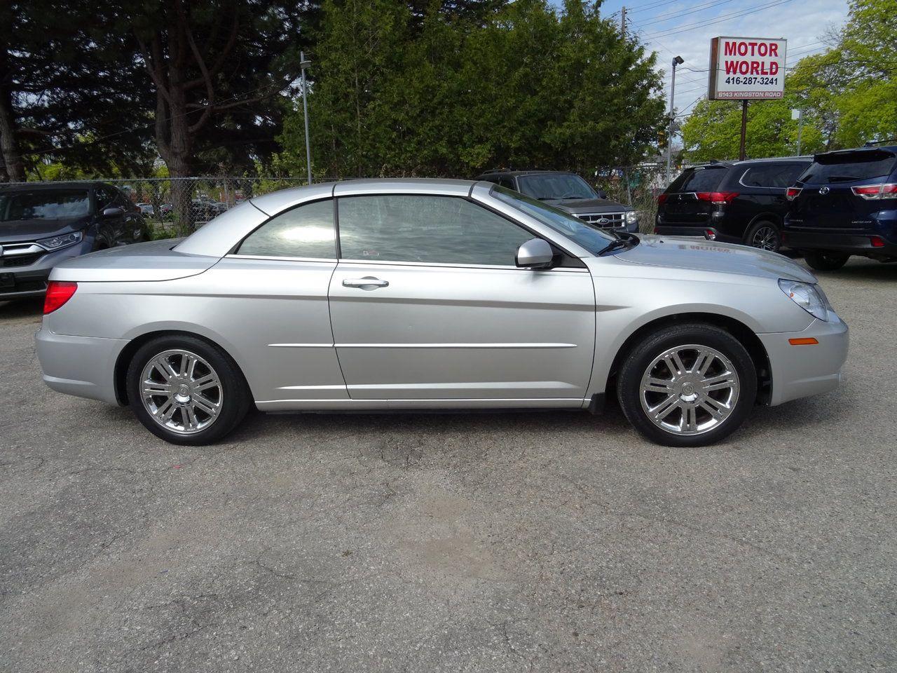 2009 Chrysler Sebring Limited  - Photo #11