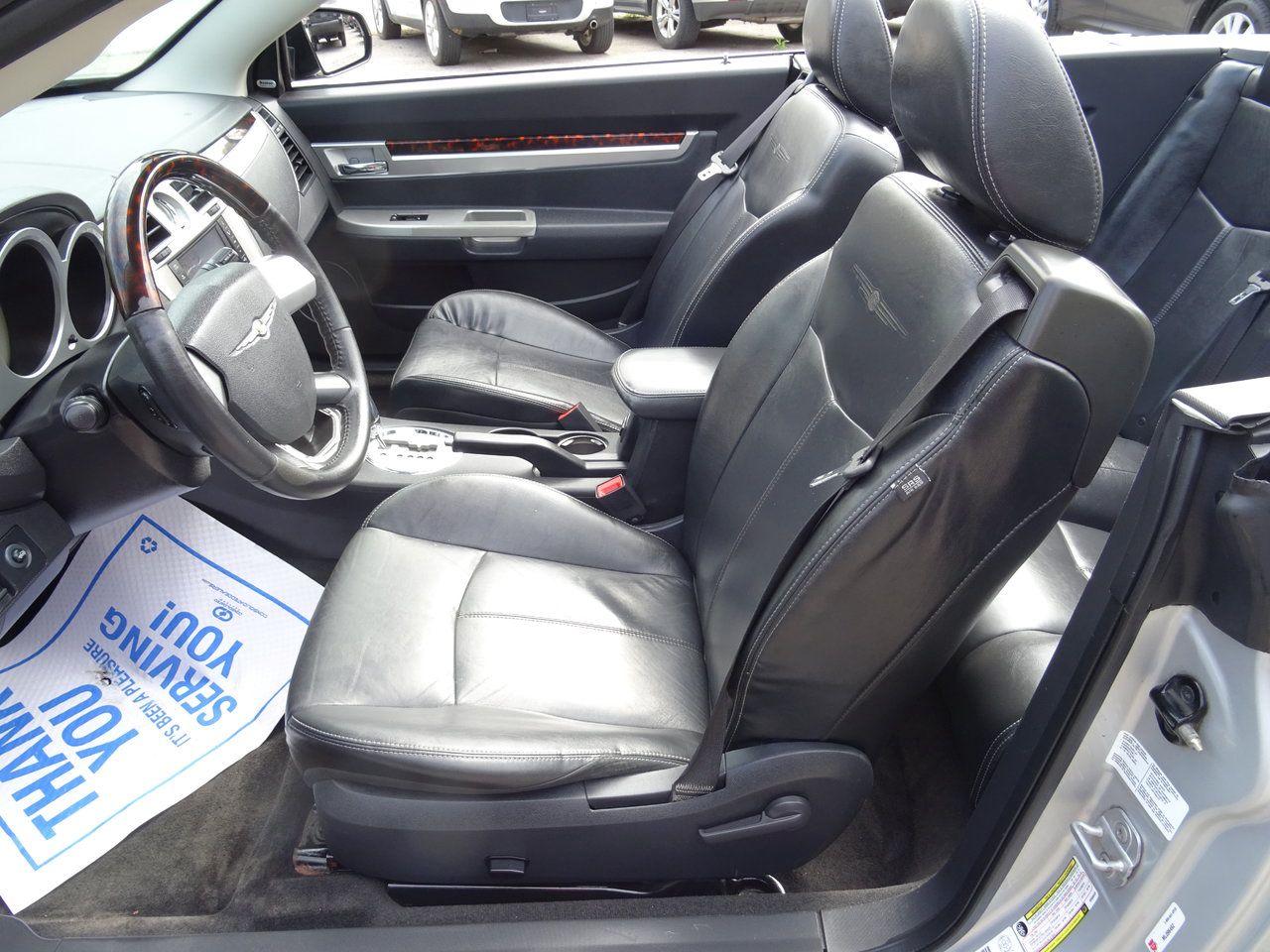 2009 Chrysler Sebring Limited  - Photo #12