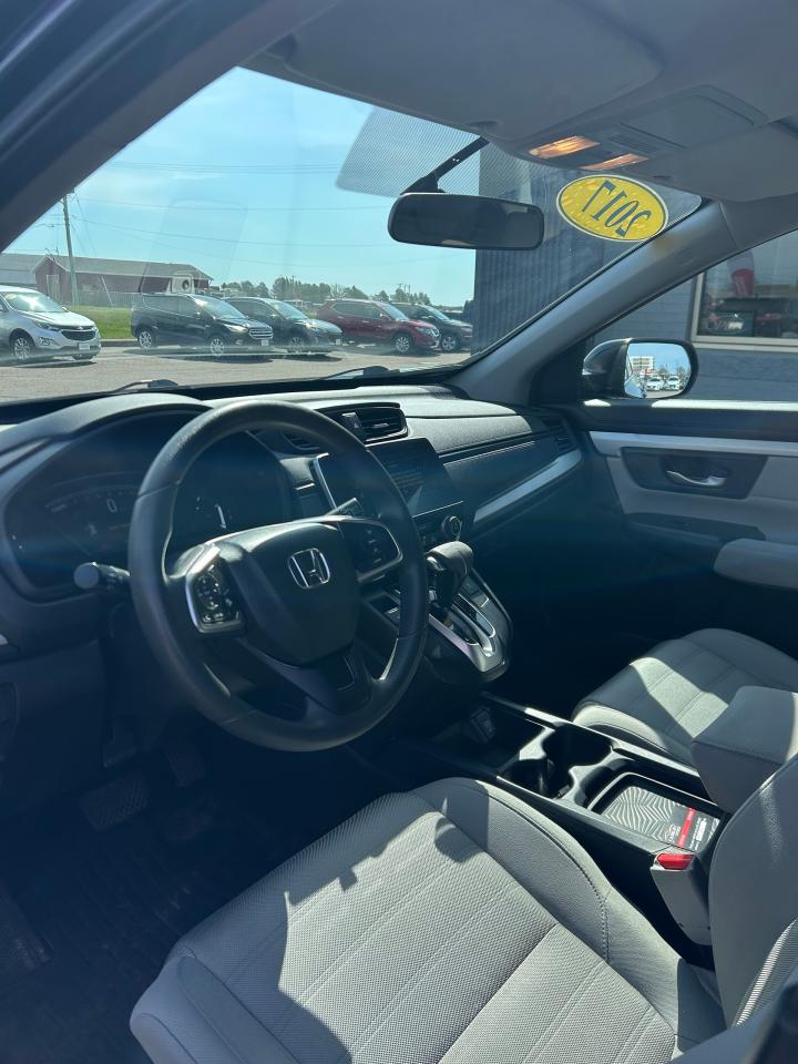 2017 Honda CR-V LX - Photo #7