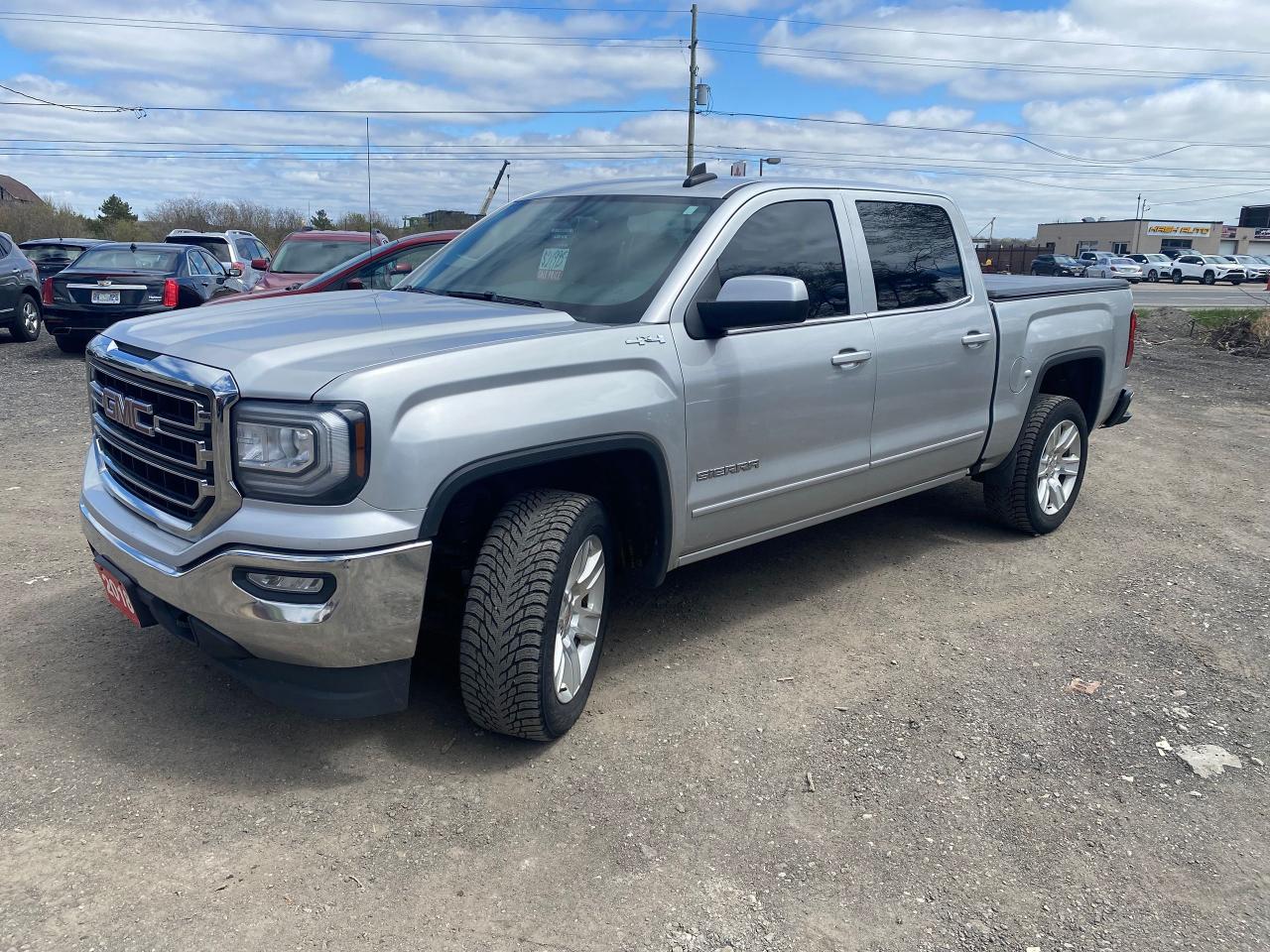 Used 2018 GMC Sierra 1500 4WD CREW CAB 143.5