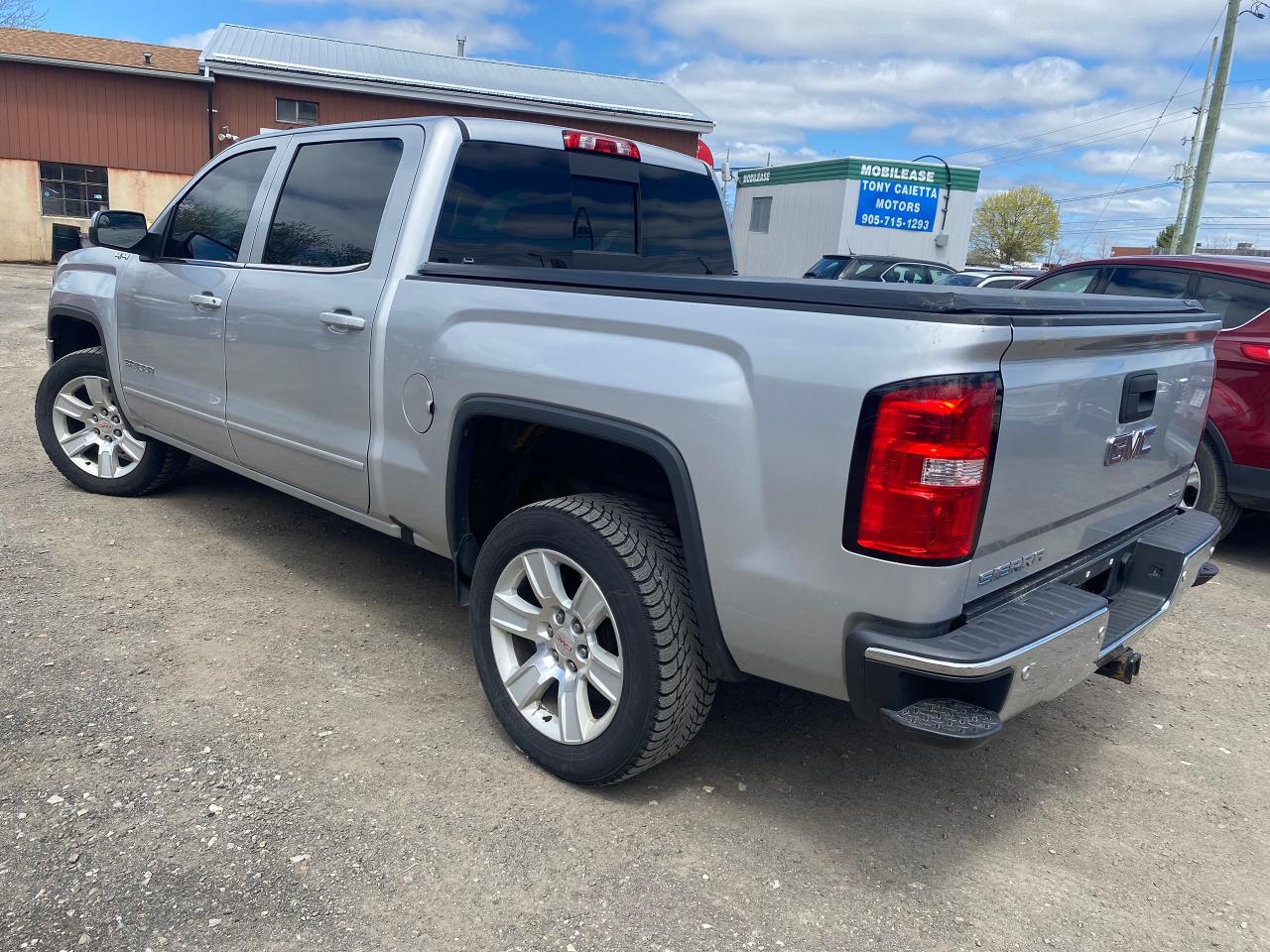 2018 GMC Sierra 1500 4WD CREW CAB 143.5" SLE - Photo #9