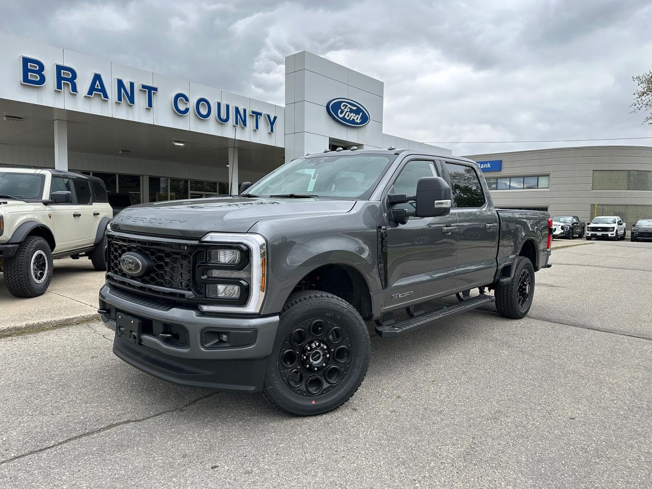 New 2025 Ford F-350 XLT | CREW CAB | DIESEL | MOONROOF | BLACK PACK | for sale in Brantford, ON