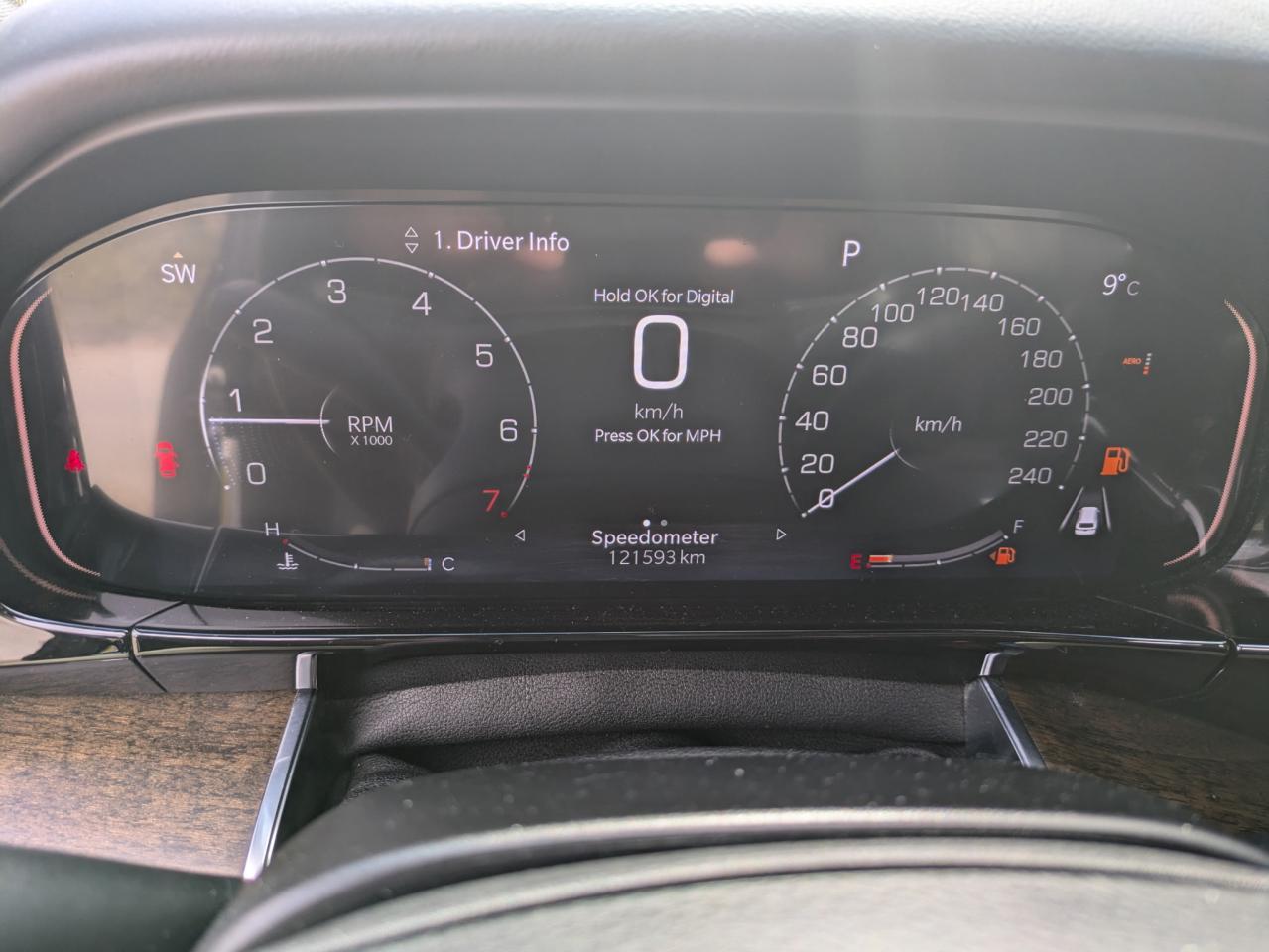 2022 Jeep Grand Wagoneer  - Photo #10
