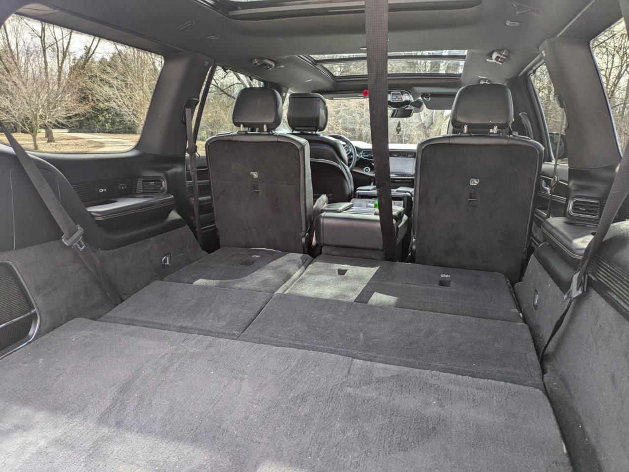 2022 Jeep Grand Wagoneer  - Photo #18