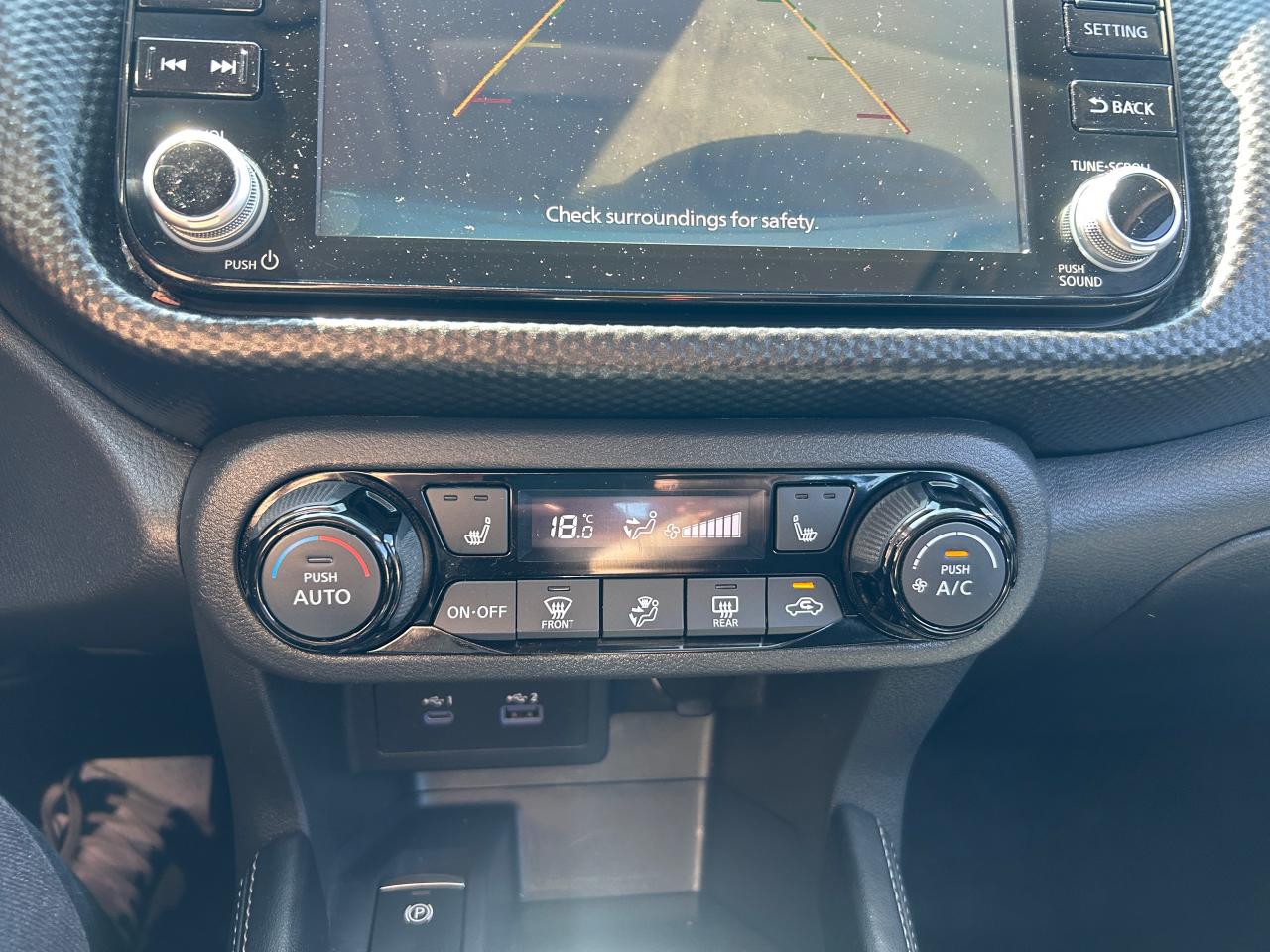 2021 Nissan Kicks SV FWD - Photo #14