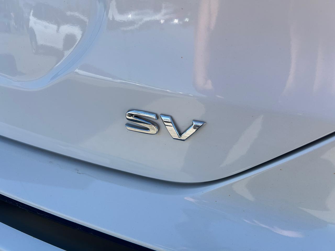 2021 Nissan Kicks SV FWD - Photo #5