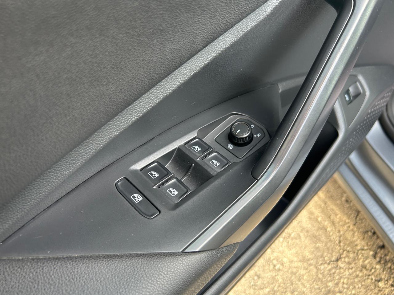 2019 Volkswagen Jetta HIGHLINE - Photo #9