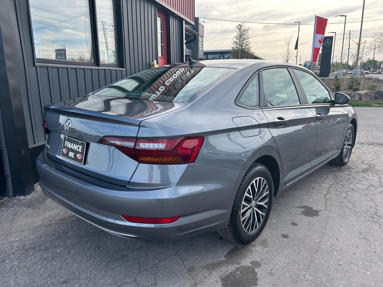 2019 Volkswagen Jetta HIGHLINE - Photo #3
